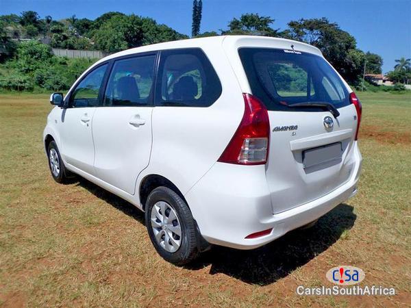 Toyota Avanza Manual 2012 - image 3