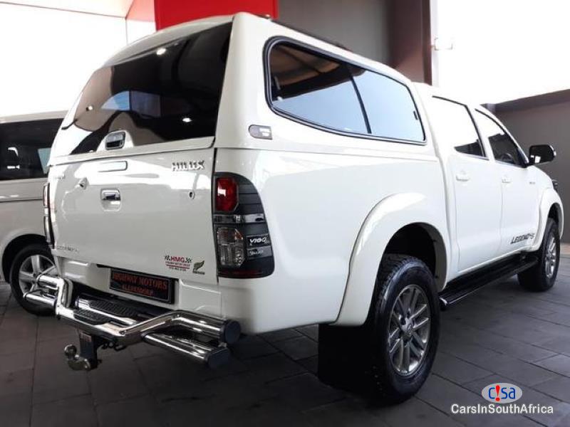 Pictures of Toyota Hilux Manual 2015