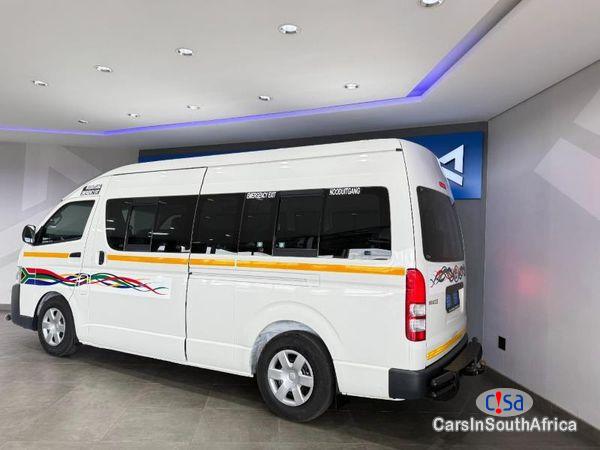 Toyota Quantum 2.5 D-4D Sesfikile 16-Seat Manual 2022 - image 2