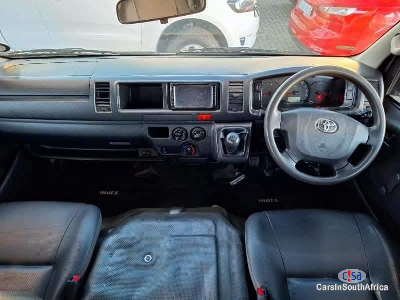 Toyota Quantum 2.5D4D 16 Seater Call:0691808200 Manual 2022 in North West - image