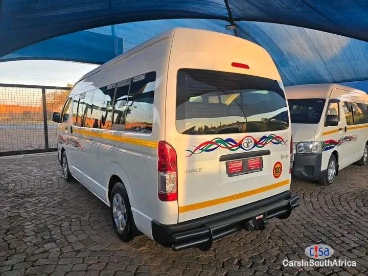 Toyota Quantum 2.5 D-4D Sesfikile 16-Seat Manual 2021