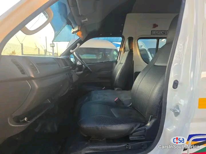 Toyota Quantum 2.5 D-4D Sesfikile 16-Seat Manual 2021 in North West