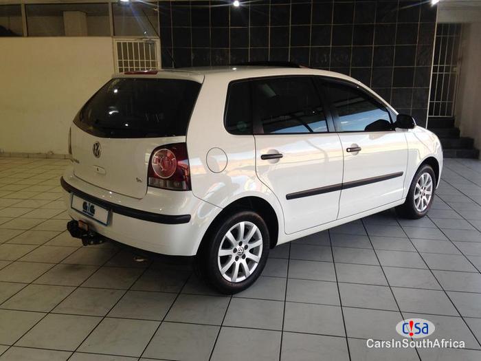 Volkswagen Polo Manual 2007 - image 3