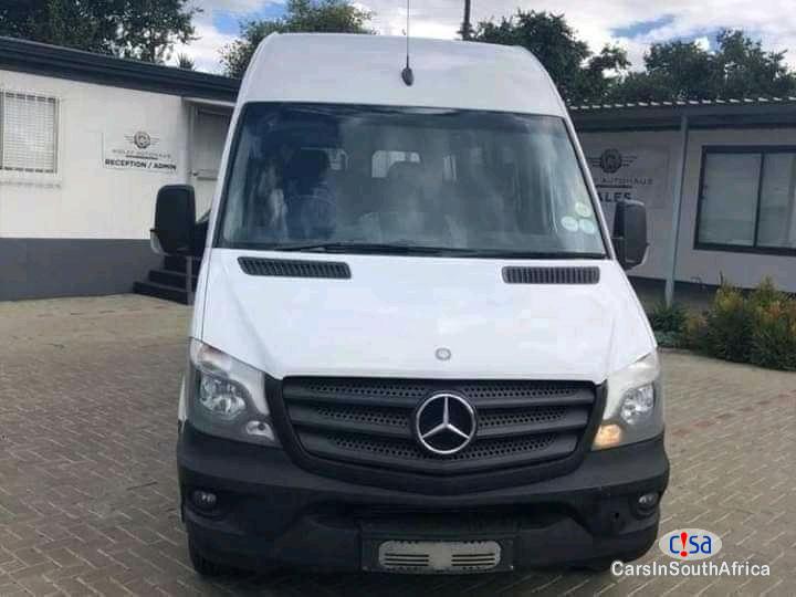 Mercedes Benz CLS-Class 3.0 Manual 2019 - image 2