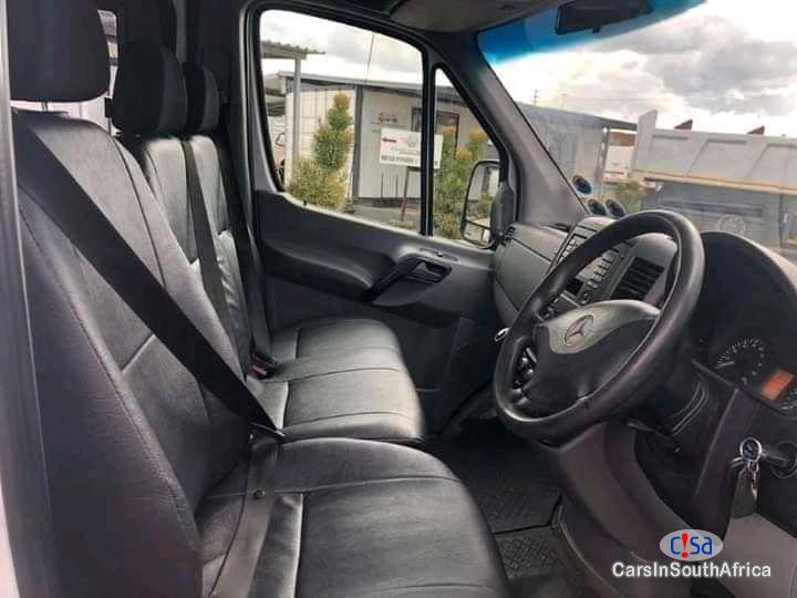 Mercedes Benz CLS-Class 3.0 Manual 2019 - image 3