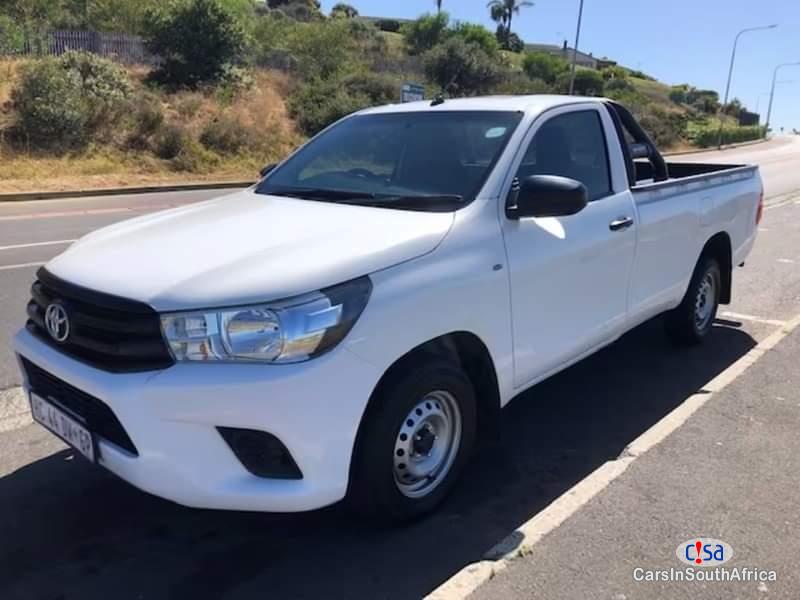 Toyota Hilux Bank Repossessed 2.7 Manual 2018 - image 2