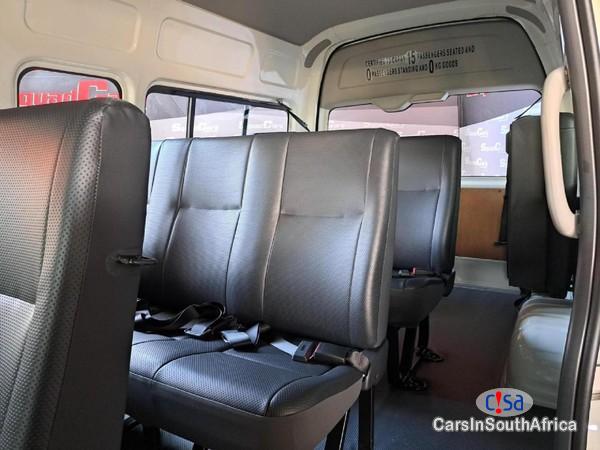 Toyota Quantum 2.5 D-4D Sesfikile 16-Seat Manual 2022 - image 3
