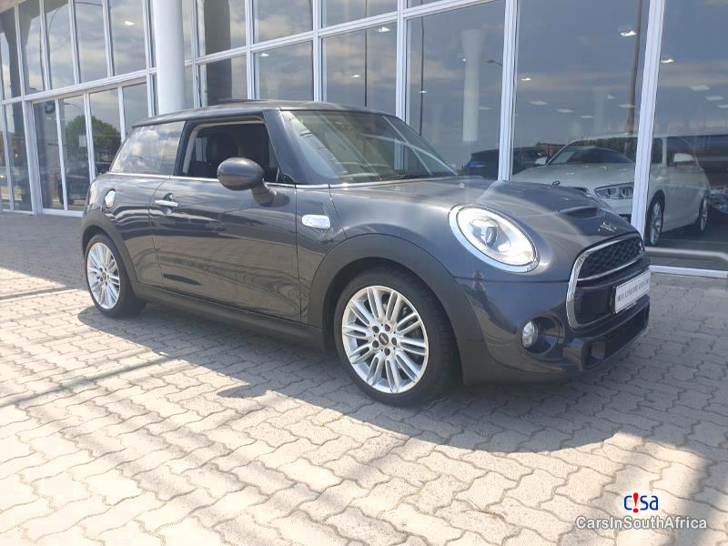 Mini Cooper Manual 2016 - image 2