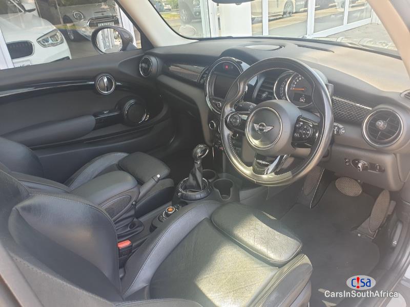 Mini Cooper Manual 2016 - image 5