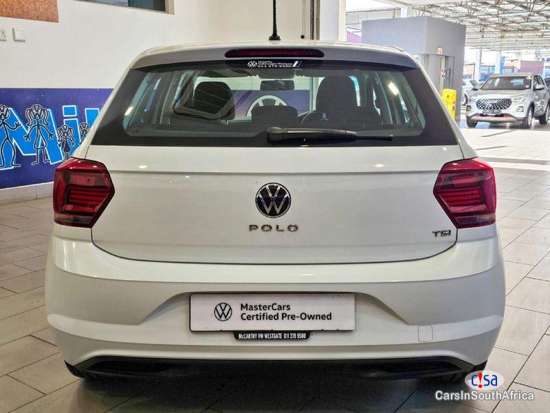 Volkswagen Polo Manual 2021 - image 14