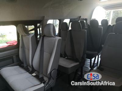 Toyota Quantum 2.5 Manual 2018 - image 4