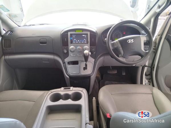 Hyundai H-1 2.5 CRDi Automatic 2015 - image 3