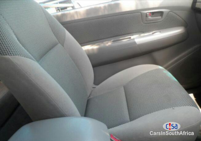 Toyota Hilux Manual 2011 in South Africa - image