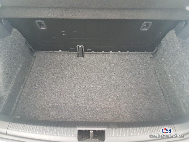 Volkswagen Polo 1.4 Manual 2022 - image 6