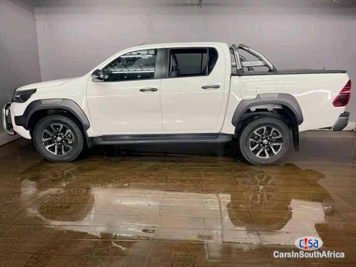 Toyota Hilux 2.8GD Automatic 2020 - image 2