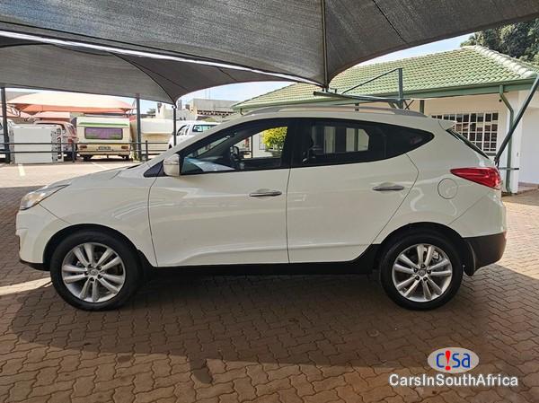 Hyundai ix35 2.0 Automatic 2011 - image 2