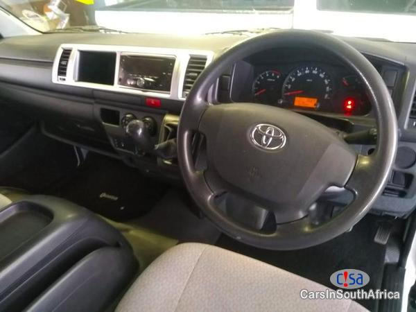 Toyota Quantum Manual 2016 - image 4