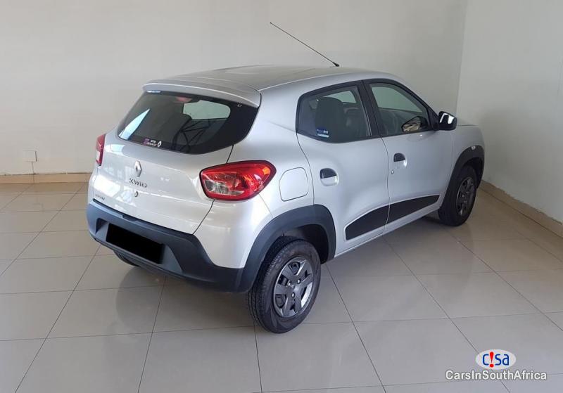 Renault 1.0 Manual 2019