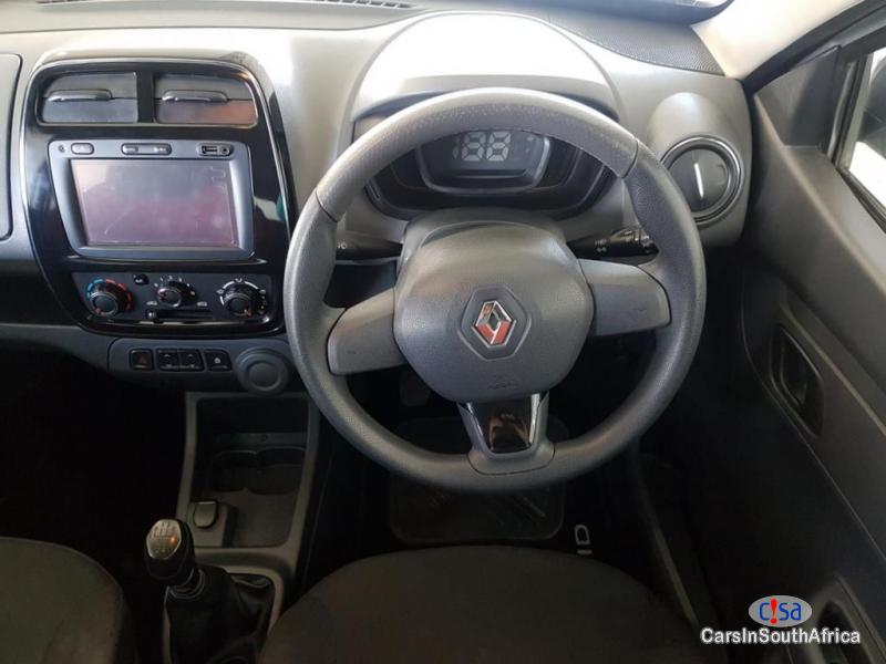 Renault 1.0 Manual 2019 in South Africa