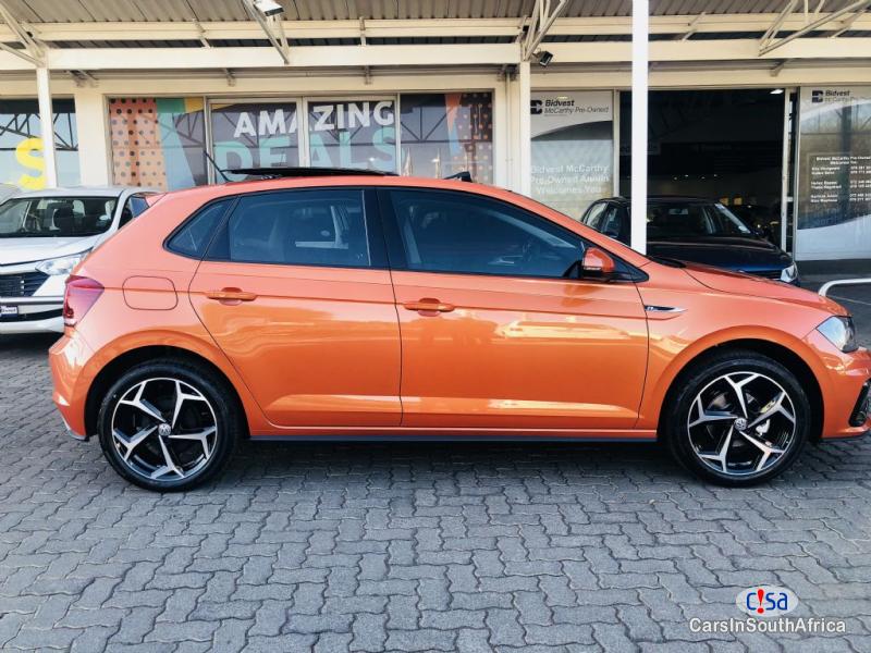 Volkswagen Polo Manual 2018 - image 2