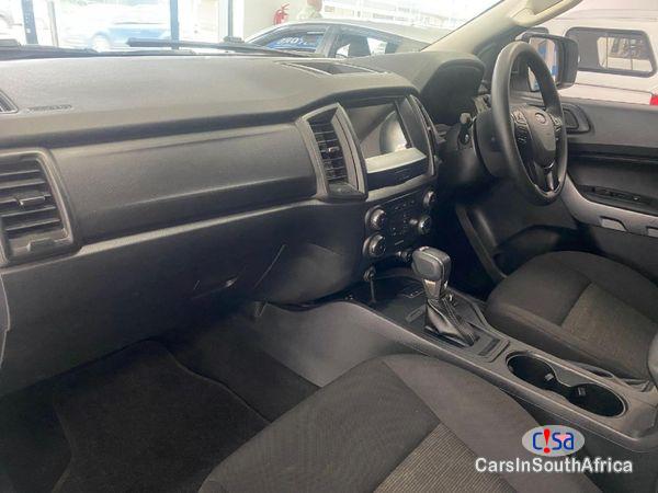 Ford Ranger 2.2 TDCi XLS 4x4 Call 081 494 5928 Automatic 2021 - image 3
