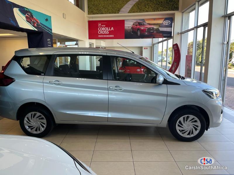 Toyota Rumion 1.5 Sx Automatic 2018 - image 2
