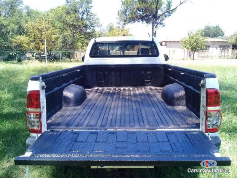 Toyota Hilux Manual 2015 in Limpopo