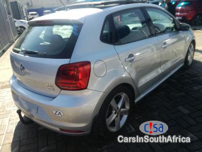 Volkswagen Polo 1.6 Manual 2013 - image 4