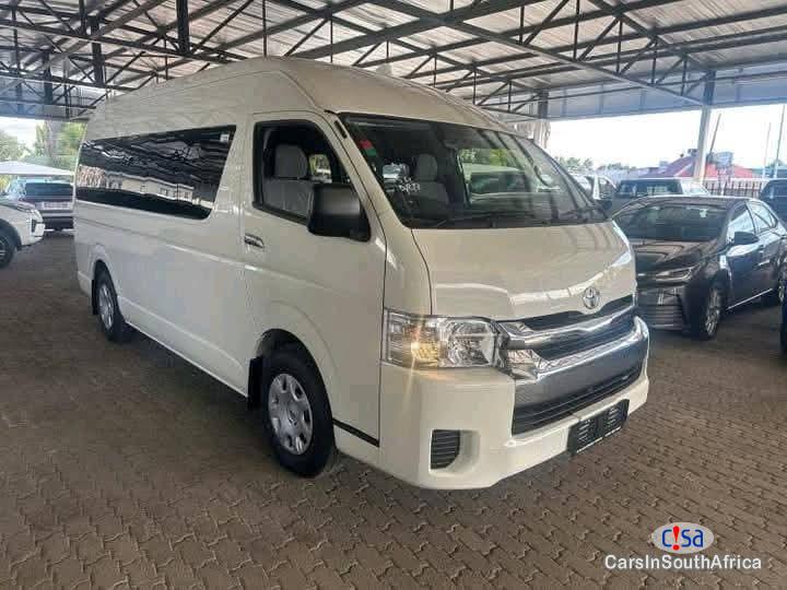 Toyota Quantum 2.5D GL 14 Seater Manual 2018