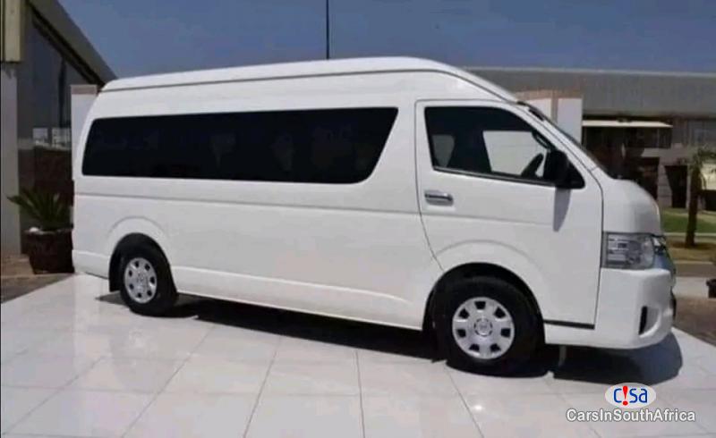 Picture of Toyota Quantum 2018 Toyota Quantum 2.5D-4D Diesel Engine 0735069640 Manual 2018
