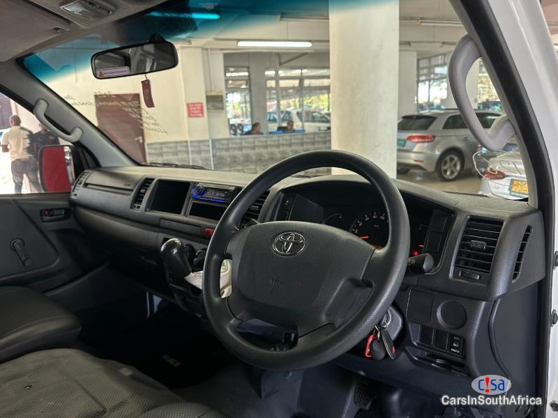 Toyota Quantum Manual 2021 - image 9