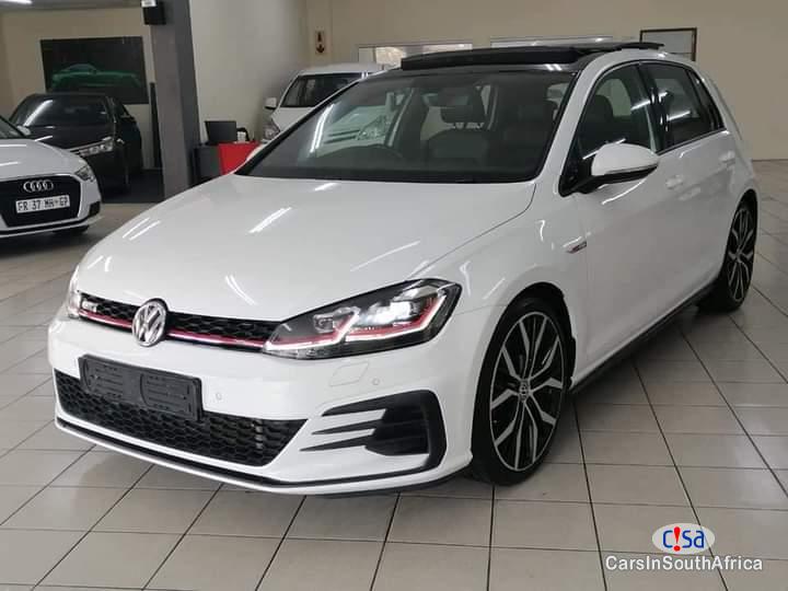 Pictures of Volkswagen Golf VII Gti 2.0tsi Dsg Automatic 2016