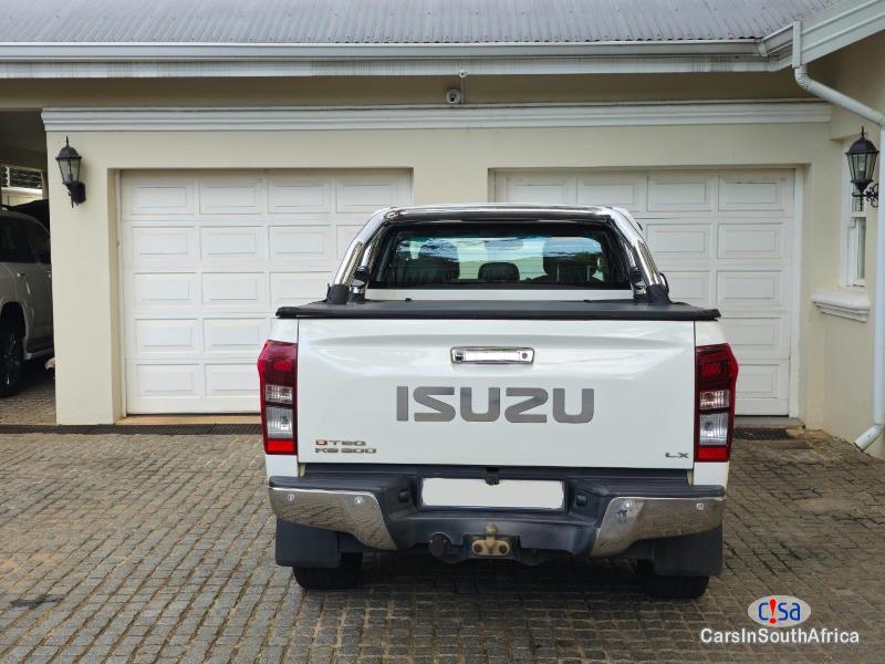 Isuzu KB300 0616417846 Automatic 2018