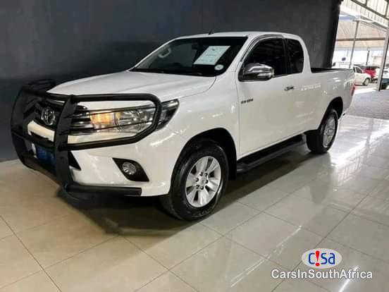 Picture of Toyota Hilux 2 8 0671651564 Manual 2016