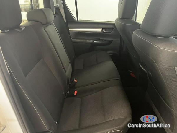 Picture of Toyota Hilux 2 8 0671651564 Manual 2018 in South Africa