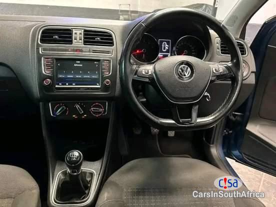 Volkswagen Polo 1 2 0671651564 Manual 2017 - image 3