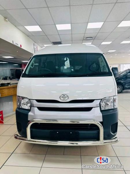 Toyota Quantum 2 5 0671651564 Manual 2020 - image 3