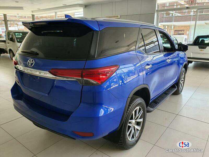 Toyota Fortuner 2.8 GD-6 Bank Repossessed Car Automatic Automatic 2018 - image 3