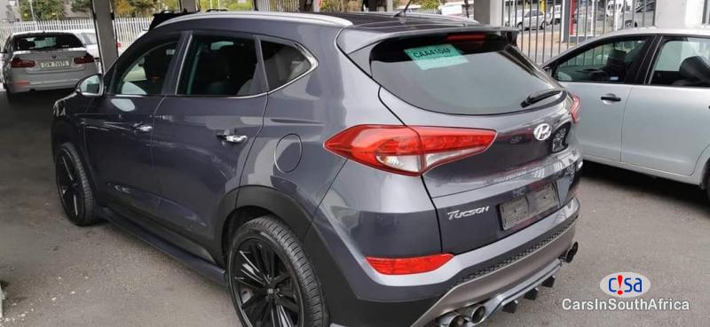 Hyundai Tucson Automatic 2018 - image 3