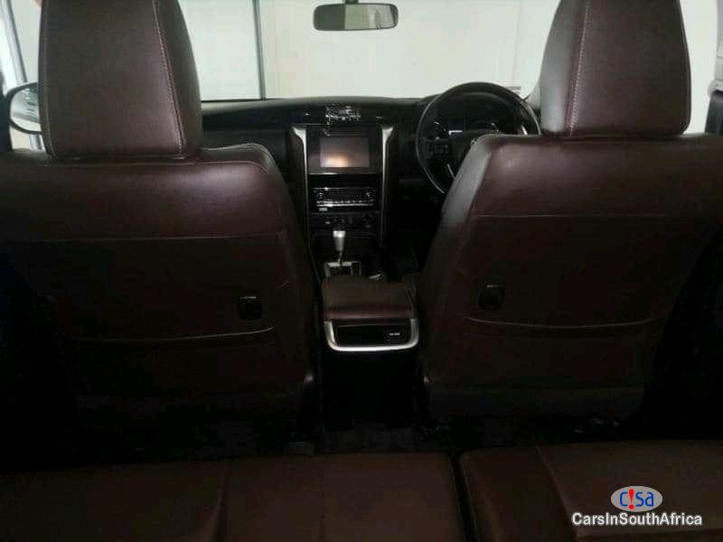 Toyota Fortuner 2.8GD6 4x4vA AUTO Automatic 2017 - image 6