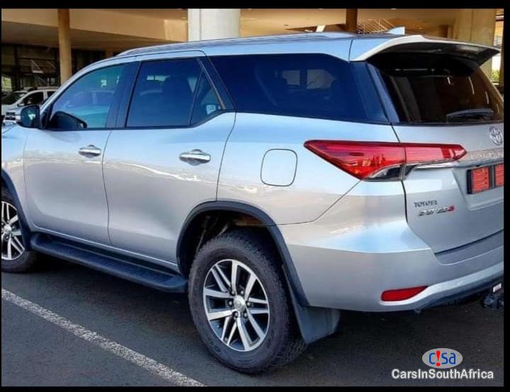 Toyota Fortuner 2.8 Automatic 2018 - image 4