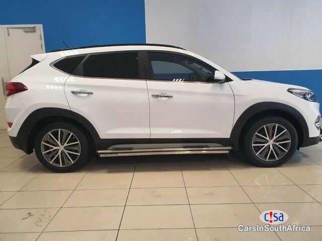 Hyundai Tucson Automatic 2017 - image 2