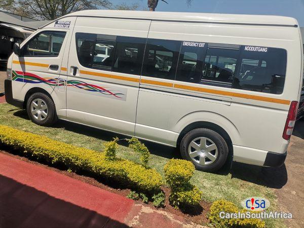 Toyota Quantum 2.5 D-4D Sesfikile 16-Seat Manual 2021 - image 2