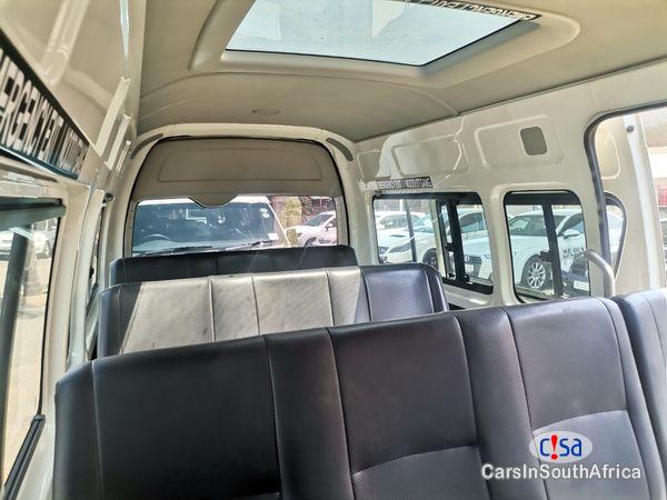 Toyota Quantum 2.5 D-4D Sesfikile 16-Seat Manual 2021 - image 3