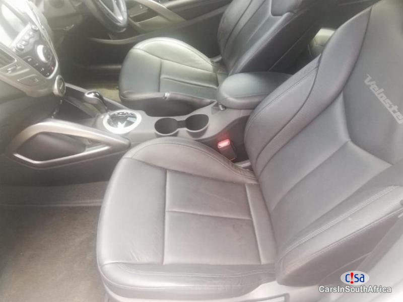 Hyundai Veloster 1.6Gdi Automatic 2016 - image 14