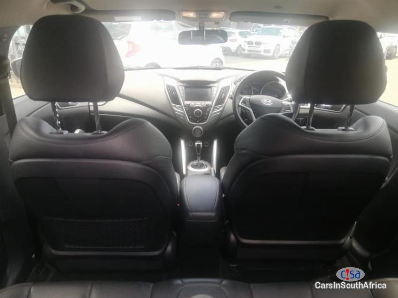 Hyundai Veloster 1.6Gdi Automatic 2016 - image 16