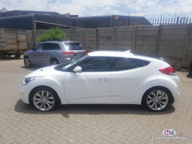 Hyundai Veloster 1.6Gdi Automatic 2016 in Western Cape
