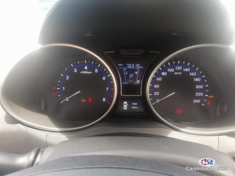 Hyundai Veloster 1.6Gdi Automatic 2016 - image 8