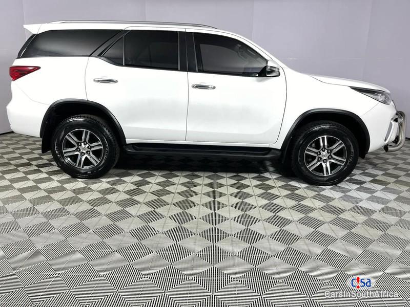 Toyota Fortuner Automatic 2020 - image 3