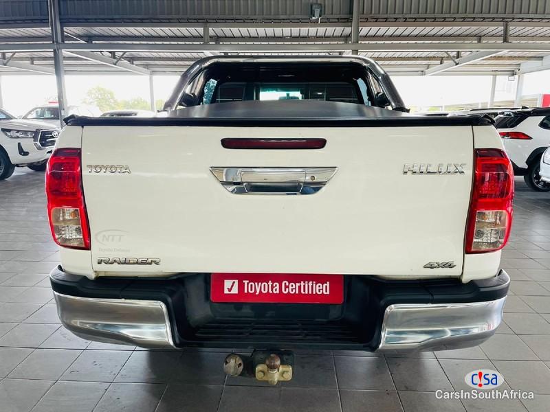 Toyota Hilux Automatic 2019 - image 7